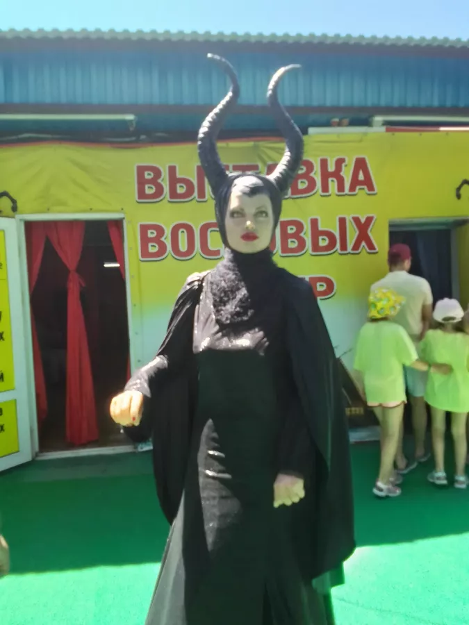 Музей Восковых фигур в Адлере: Музей, Культура, Чилим, Искусство, История, Виртуальный музей, Прошлое, Искусство России , Современный музей , Выставочный зал , Творчество, Экскурсия,
