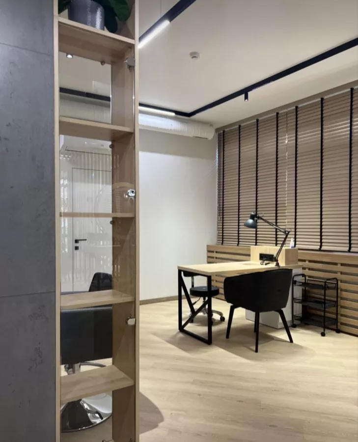 Бьюти коворкинг N1 в Калининграде: Бизнес, Салон красоты, Маникюр, Визажист, Парикмахер, Коворкинг,