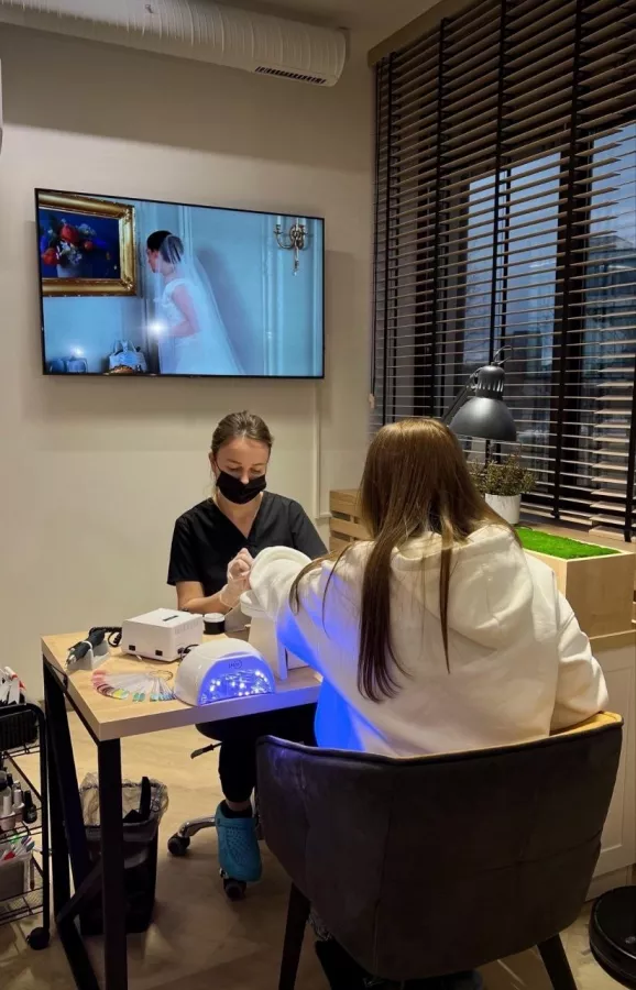 Бьюти коворкинг N1 в Калининграде: Бизнес, Салон красоты, Маникюр, Визажист, Парикмахер, Коворкинг,