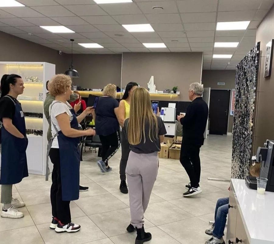 Бьюти-коворкинг Дюна в Калининграде: Бизнес, Салон красоты, Визажист, Парикмахер, Маникюр, Косметолог, стиль,