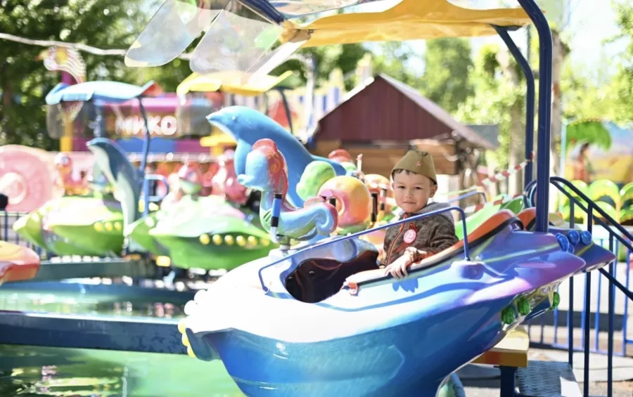 Парк аттракционов Остров сокровищ в Уфе: Парк, Детский парк, Семейный отдых , Горки,