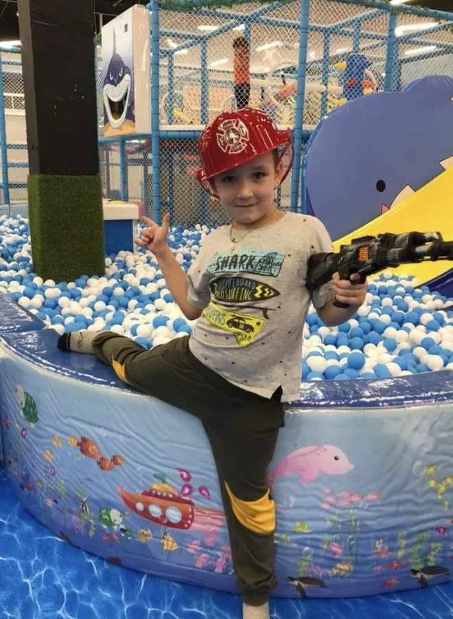 Парк развлечений Тропики Kids в Уфе: Парк аттракционов , Парк развлечений , Парк, Детский парк, Детский праздник , Семейный отдых , Для детей и взрослых , Аттракционы , Горки,