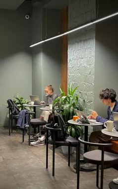 Кофейня- коворкинг Skuratov Coffee 