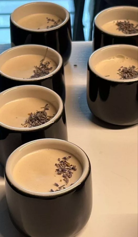 Кофейня- коворкинг Skuratov Coffee в Москве: Фрилансер, Можно с ноутбуком, Кофейня коворкинг, Коворкинг, Кофейня, Кофе с собой, Кофейня- коворкинг, Кофе, Кафе, Место для работы, Где работать,