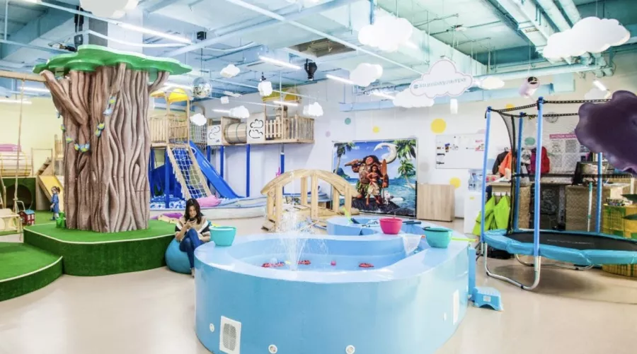 Парк развлечений Квадрат в Уфе: Детям, Парк, Семейный отдых , Детский парк, Горки,