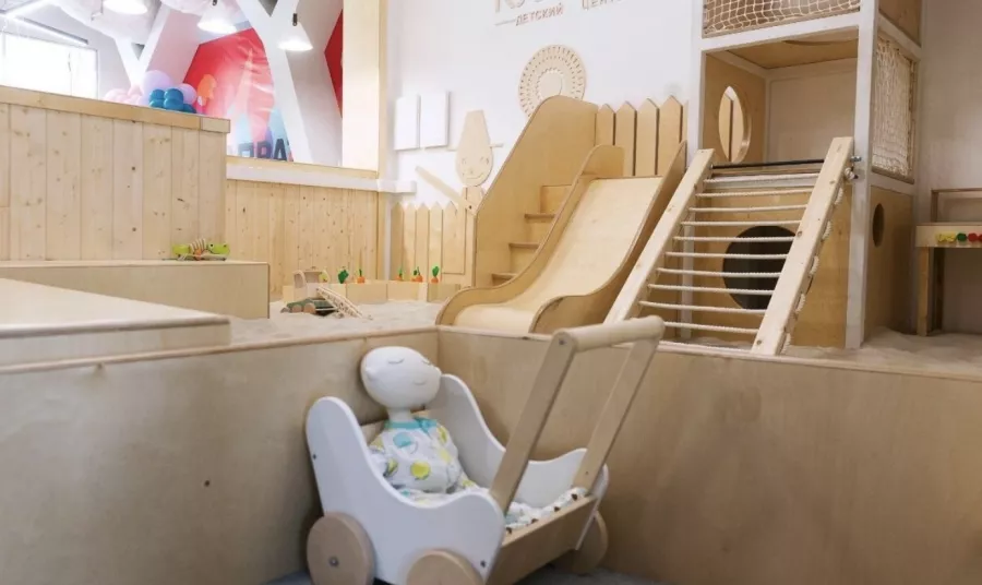 Парк развлечений Квадрат в Уфе: Детям, Парк, Семейный отдых , Детский парк, Горки,