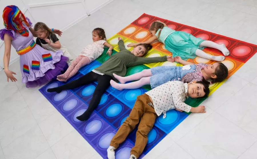 Парк развлечений Квадрат в Уфе: Детям, Парк, Семейный отдых , Детский парк, Горки,