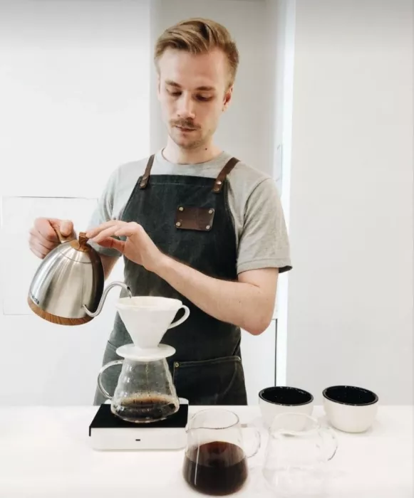 Кофейня- коворкинг Bloom n-brew в Москве: Бизнес, Можно с ноутбуком, Кофе, Коворкинг, Кофейня, Кафе, Место для работы, Где работать, Для работы, 