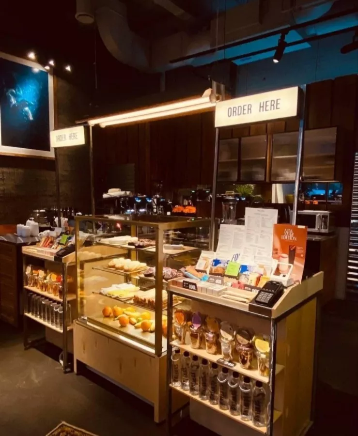Кофейня- коворкинг Suf coffee x akademik в Москве: Кофейня- коворкинг, Кофейня , Коворкинг , Можно с ноутбуком , Фрилансер , Кофе, Кафе, Кофе с собой, Место для работы, Где работать, Для работы, Завтрак,