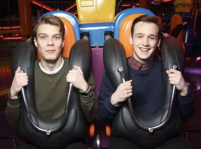 Парк аттракционов Град