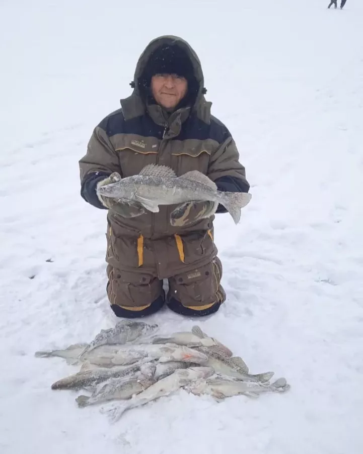 Рыболовная база Клёвое местечко, семейный корпус. Клуб Рыболовов в Казани: Платная Рыбалка, Рыболовный Клуб, Рыбалка в Казани, Рыбалка на Волге, Трофейная Рыбалка, Рыбалка на Щуку, Рыбалка на Судака, Рыбалка на Сазана, Рыбалка на Леща, Рыбалка на Окуня,