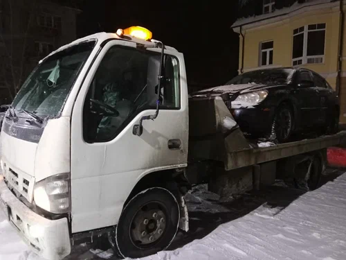 Эвакуация автомобилей Эва-Питер в Санкт-Петербурге: Мотоэвакуатор , Грузовой Эвакуатор , Подвоз Топлива, Запуск Двигателя, Снятие Блокираторов, Открытие Капота, Открытие Багажника , Замена Предохранителей, Замена Ламп, Замена Фильтров,