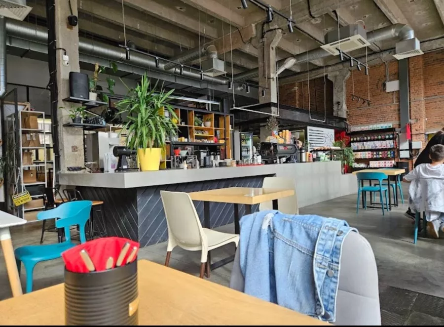 Кофейня- коворкинг SIBARISTICA в Санкт-Петербурге: Фрилансер, Можно с ноутбуком, Кофейня- коворкинг, Кофейня, Коворкинг, Месту для работы, Тихое место, Кофе, Кафе, Завтрак, Кофе с собой,