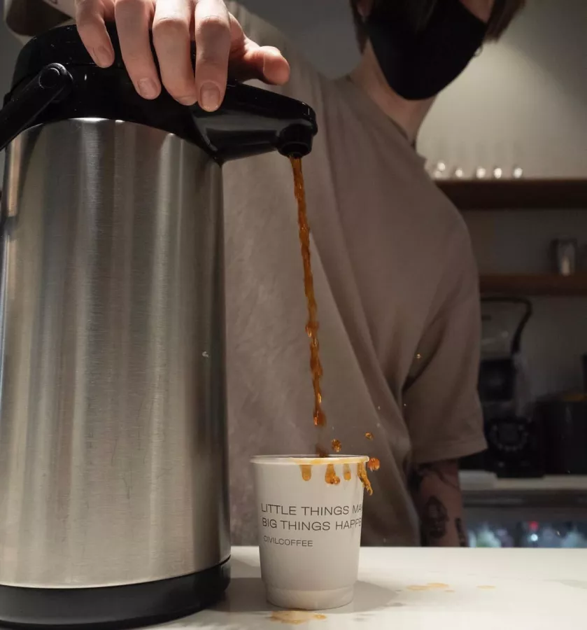Кофейня- коворкинг Civil Coffee в Санкт-Петербурге: Кофейня- коворкинг, Фрилансер, Можно с ноутбуком, Можно с собакой, Dog friendly, Место для работы, Где работать, Кофейня, Коворкинг, Кофе, Завтрак, Тихое место,