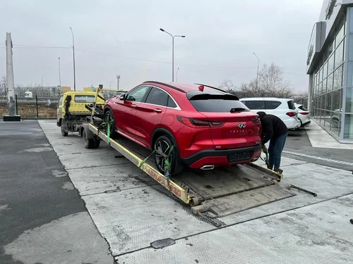 Эвакуация автомобилей Аврора Авто в Владивостоке: Мотоэвакуатор , Подвоз Топлива, Запуск Двигателя, Замена Колес, Заряд Аккумулятора, Открывание Автомобиля, Разблокирование Сигнализации,