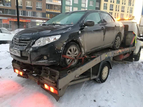 Эвакуация автомобилей Помогаторъ в Екатеринбурге: Подвоз Топлива, Запуск Двигателя, Замена Колес, Заряд Аккумулятора, Отогрев Автомобиля, Междугородные Перевозки, Прикур Автомобиля,