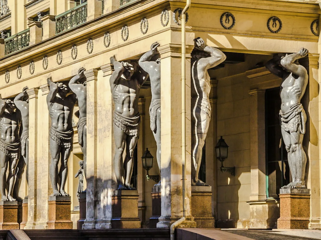 Памятник «Атланты Эрмитажа» 