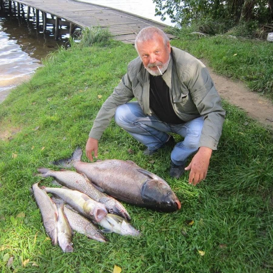Отдых Клёвое место. Турбаза в Смоленске: Платная Рыбалка, Турбаза, Рыбалка в Смоленксе, Рыбалка на Речке, Рыбалка на Щуку, Рыбалка на Окуня, Рыбалка на Леща, Рыбалка на Карпа, Рыбалка на Амура, Рыбалка на Карася ,