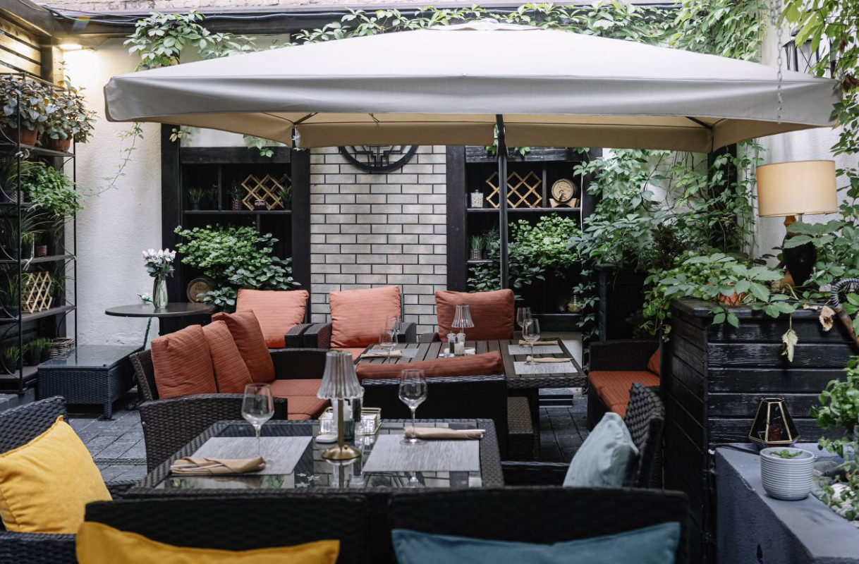 Ресторан "SvoY"