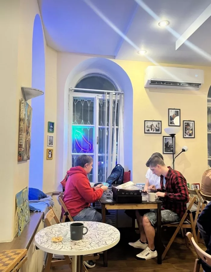 Кофейня- коворкинг Баклажан в Нижнем Новгороде: Кофейня, Фрилансер , Можно с ноутбуком , Аренда пространства , Аренда помещений , Аренда, Место для работы , Антикафе, Коворкинг , Кофейня- коворкинг, Тихое место , Настольные игры ,