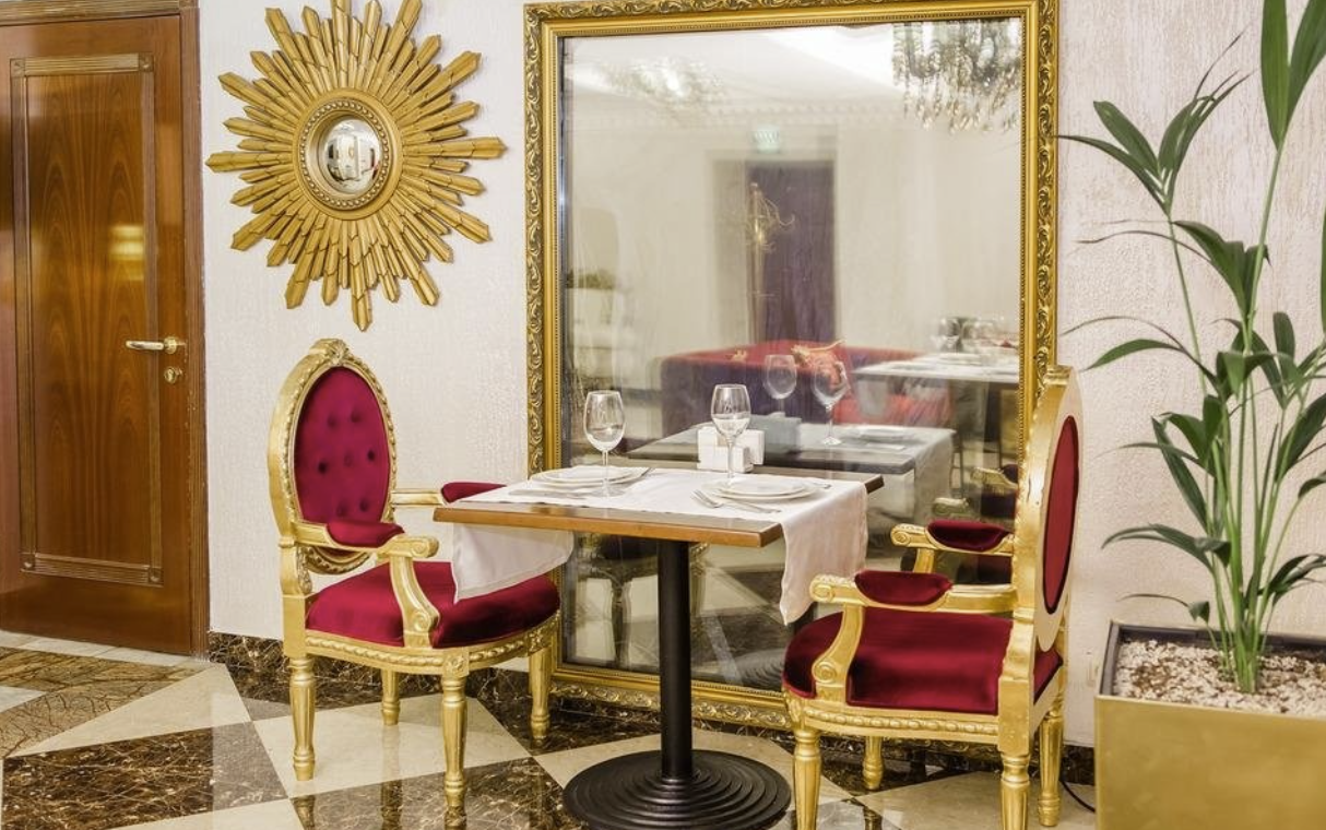 ​Ресторан "Манки"