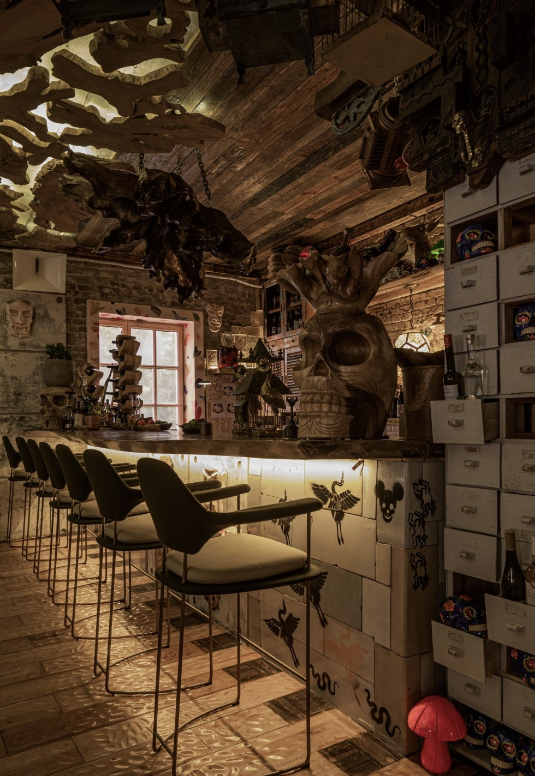 ​Ресторан "Madame Roche"