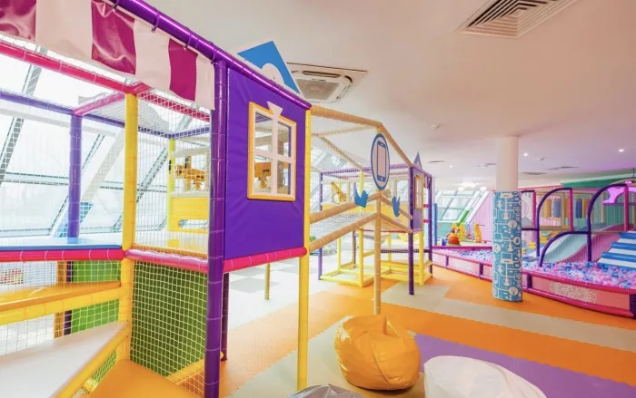 Парк развлечений COSMIC