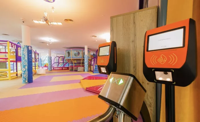 Парк развлечений COSMIC