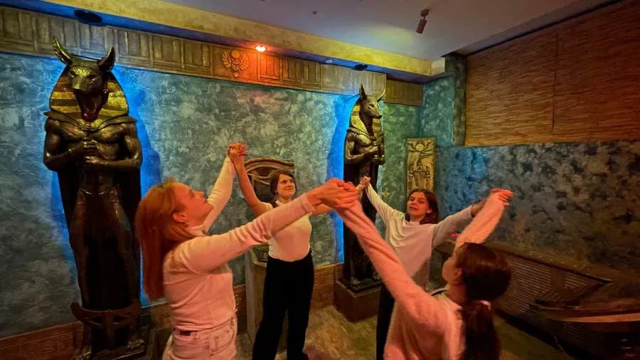 Организация детских праздников Dancity в Москве: День рождение , Праздник, Квест, Поздравление, Услуги аниматора, Вечеринка, Фокусник, Серебряное шоу, Выпускной, Научное шоу,