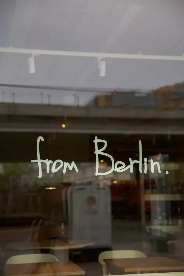 Кофейня- коворкинг from Berlin в Москве: Можно с ноутбуком , Кофейня- коворкинг, Кафе, Кофе, Кофейня , Чай, Завтрак, Кофе с собой , Летняя веранда , Терраса , Летник, Фрилансер ,