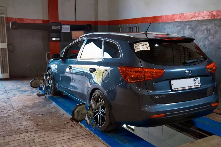 АвтоТехЦентр Автодром в Омске: Авто, Химчистка, Запчасти, СТО, Замена Масла, Шиномонтаж, Ремонт, Автомойка,