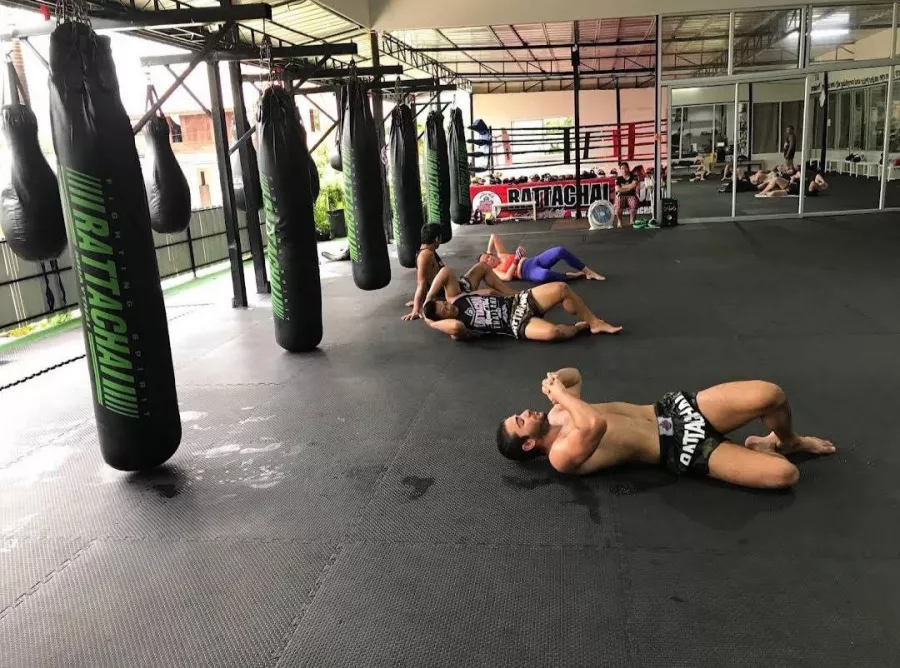 Спортивный Зал Rattachai Muay Thai в Пхукете: Muay Thai, Trainings, Coaches, Муай-Тай, Тренировки, Тренеры,