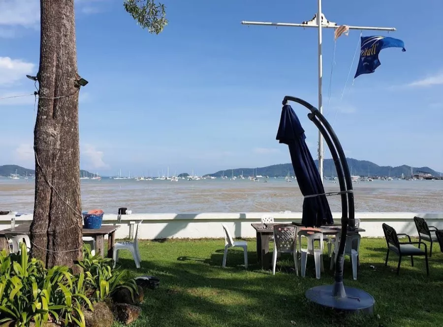 Яхт-Клуб Phuket в Пхукете: Yachts, Restaurant, Boats, Windsurfing, Яхты, Ресторан, Лодки, Виндсёрфинг,