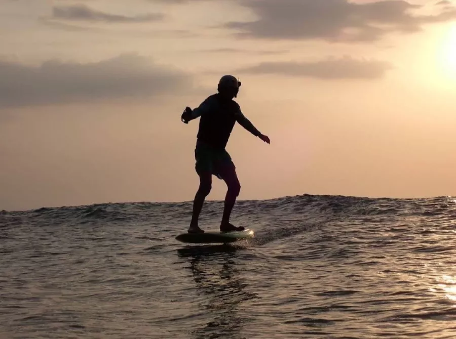 Прокат Водного Оборудования eFoil Lessons Phuket в Пхукете: Доски, Сёрфинг, Инструкторы, Instructors, Boards, Surfing,