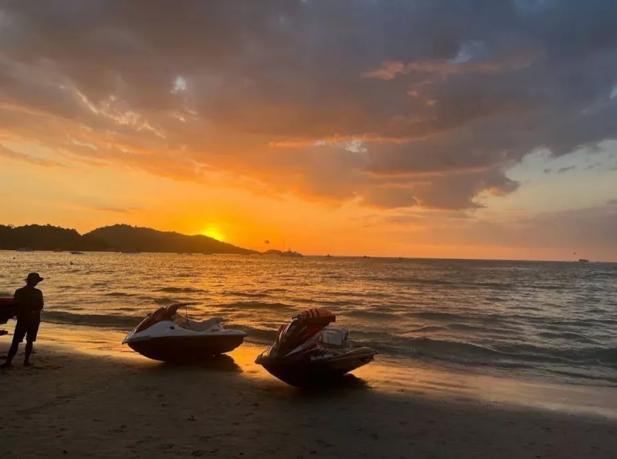 Прокат Гидроциклов Jason Jet Ski & Parasailing Patong Beach в Пхукете: Вода, Гидроциклы, Прокат,