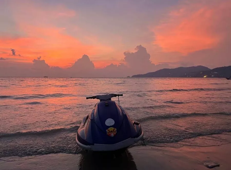 Прокат Гидроциклов Jason Jet Ski & Parasailing Patong Beach в Пхукете: Вода, Гидроциклы, Прокат,