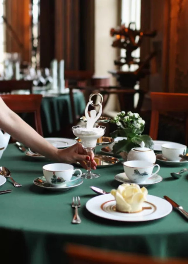 Ресторан русской кухни Кафе Пушкинъ в Москве: Еда, Вкусно, Десерты, Ресторан, Кафе, Завтрак, Салаты, Русская кухня,