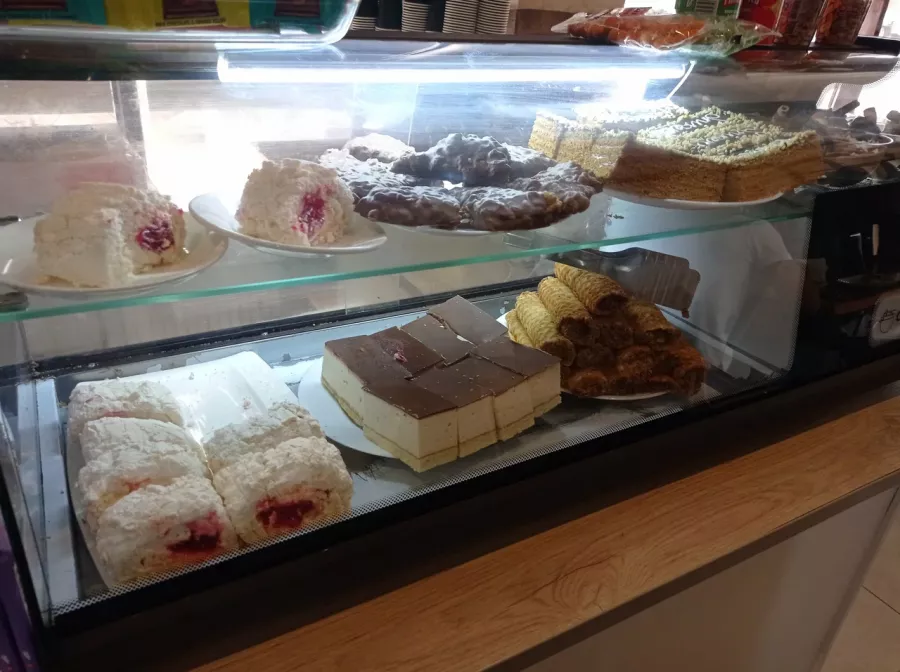 Столовая Суворов в Краснодаре: Еда, Еда навынос, Буфет, Вкусно, Напитки, Недорого, Парковка, Столовая ,