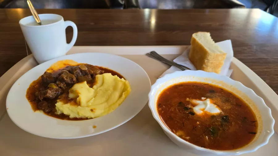 Столовая Суворов в Краснодаре: Еда, Еда навынос, Буфет, Вкусно, Напитки, Недорого, Парковка, Столовая ,