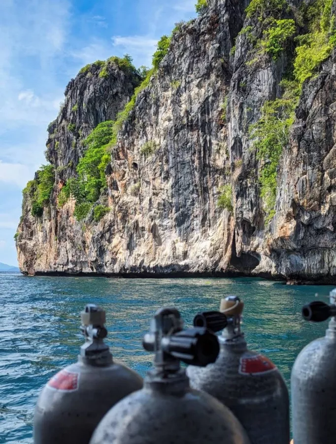 Дайвинг-Центр Credo Diving в Пхукете: Плавание, Акваланг, Дайвинг, Фридайвинг, Погружение, Инструкторы, Swimming, Scuba, Diving, Freediving, Instructors p,