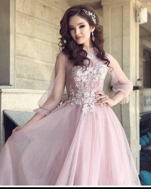 Прокат вечерних нарядов Lux dress в Астане: Прокат костюма, Аренда костюма, Вечерний наряд, Костюмы в театр, Женская одежда, Прокат, Аренда, Чилим, Праздничная одежда, Официальная одежда, Карнавальная одежда ,