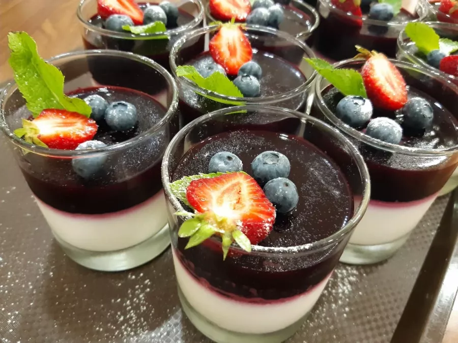 Столовая Горбушка в Краснодаре: Столовая, Вкусно, Парковка, Еда навынос, Столовая в Краснодаре, Буфет, Поесть, Напитки,