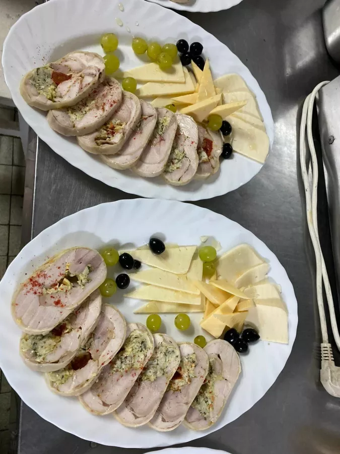 Народная столовая в Краснодаре: Еда навынос, Поесть, Буфет, Вкусно, Быстрое питание, Напитки, Недорого, Парковка, Столовая в Краснодаре, Столовая ,