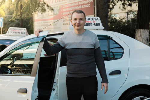 Автошкола ФГАОУ ДПО Сочинский ЦППК в Сочи: Экстремальное Вождение, Механический Автотренажер, Занятие ПДД, Отечественные Автомобили, Категория В, Категория С, Категория D,