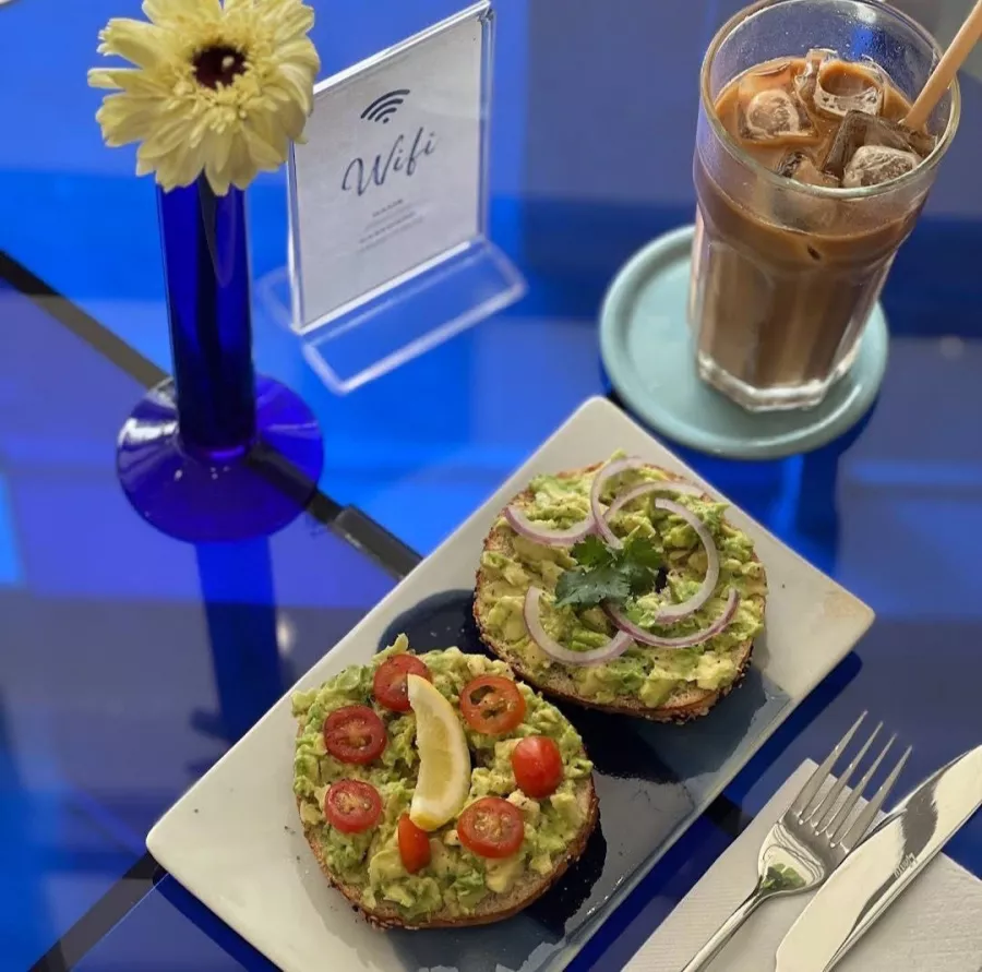 Кофейня Someday Cafe Phuket в Пхукете: Кофе, Кафе, Закуск, Coffee, Cafe, Snacks,
