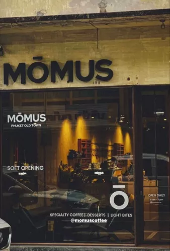 Кофейня MŌMUS coffee в Пхукете