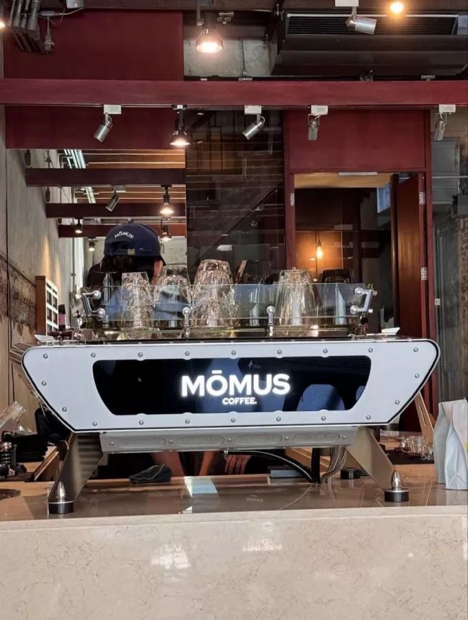 Кофейня MŌMUS coffee в Пхукете: Десерты, Кофе, Кафе, Выпечка, Desserts, Cafe, Coffee, Bakery, Snacks, Закуски,