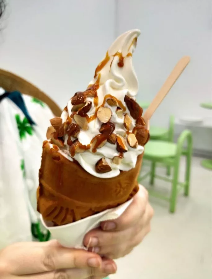 Кафе-Мороженое Ice Japan Premium Soft Cream & Slow Bar в Пхукете: Еда, Кафе, Мороженое,
