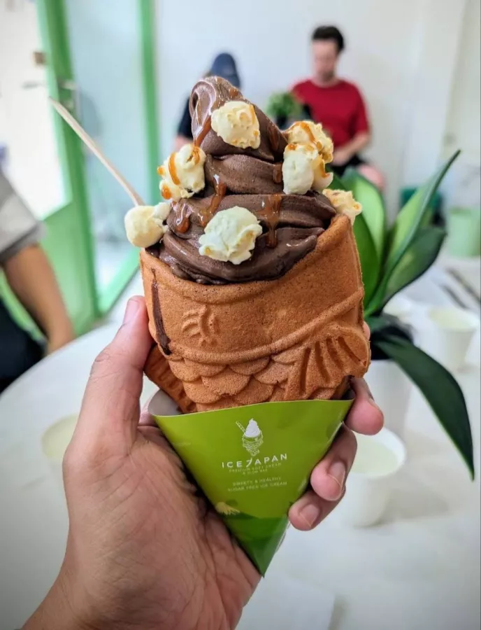 Кафе-Мороженое Ice Japan Premium Soft Cream & Slow Bar в Пхукете: Еда, Кафе, Мороженое,