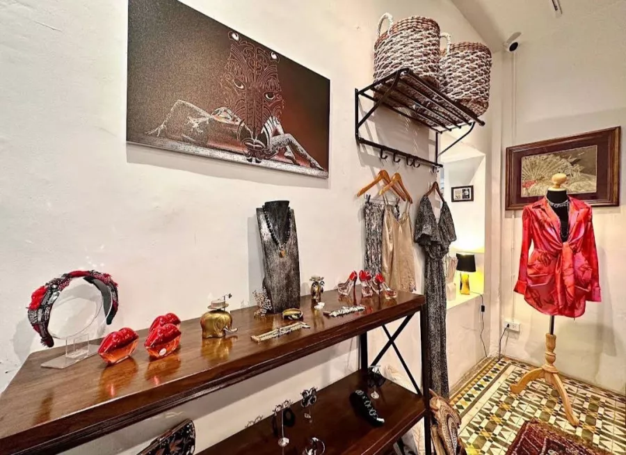 Магазин-Кафе ENDLESS SUMMER в Пхукете: Shop, Cafe, Boutique, Бутик, Магазин, Кафе,